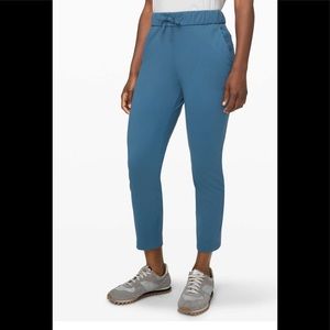 Lululemon on the fly 7/8 luxtreme